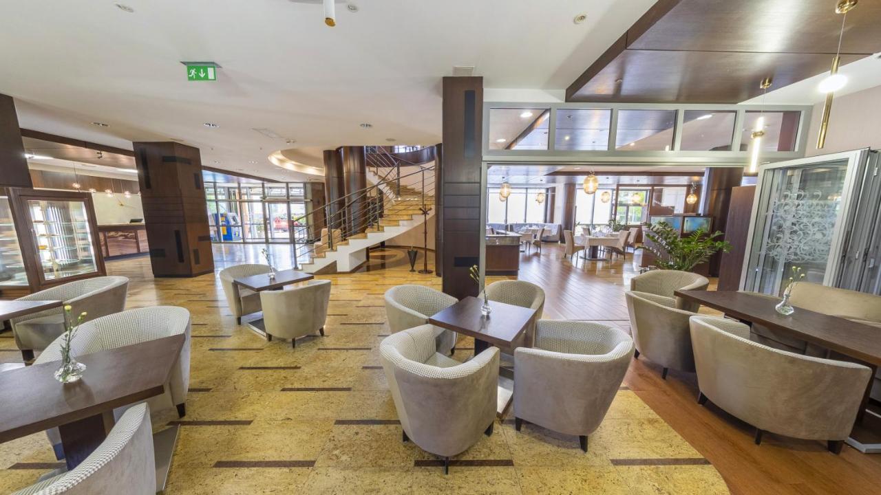 Hotel Leda Spa - Adults Only Колобжег Экстерьер фото