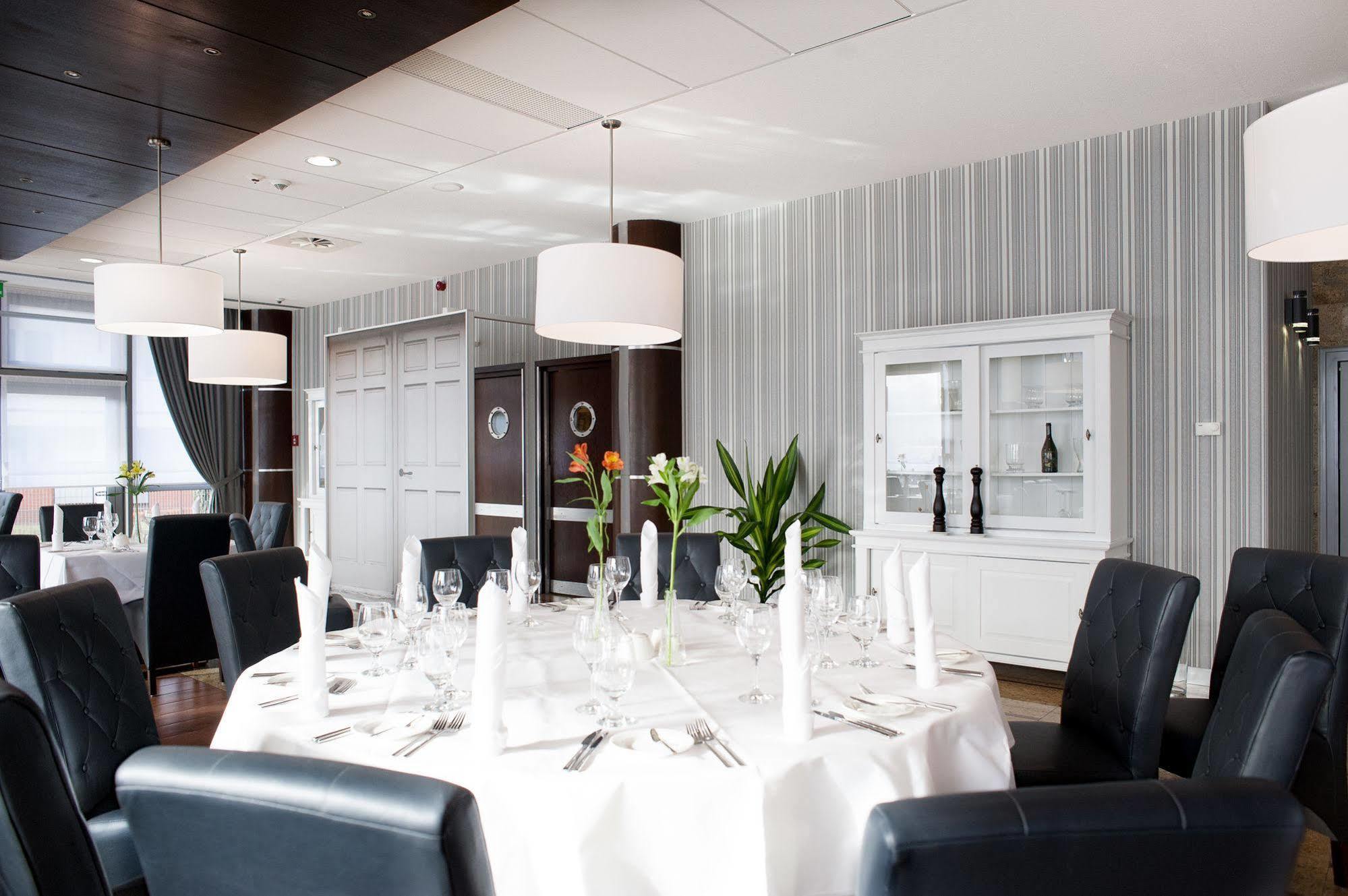 Hotel Leda Spa - Adults Only Колобжег Экстерьер фото