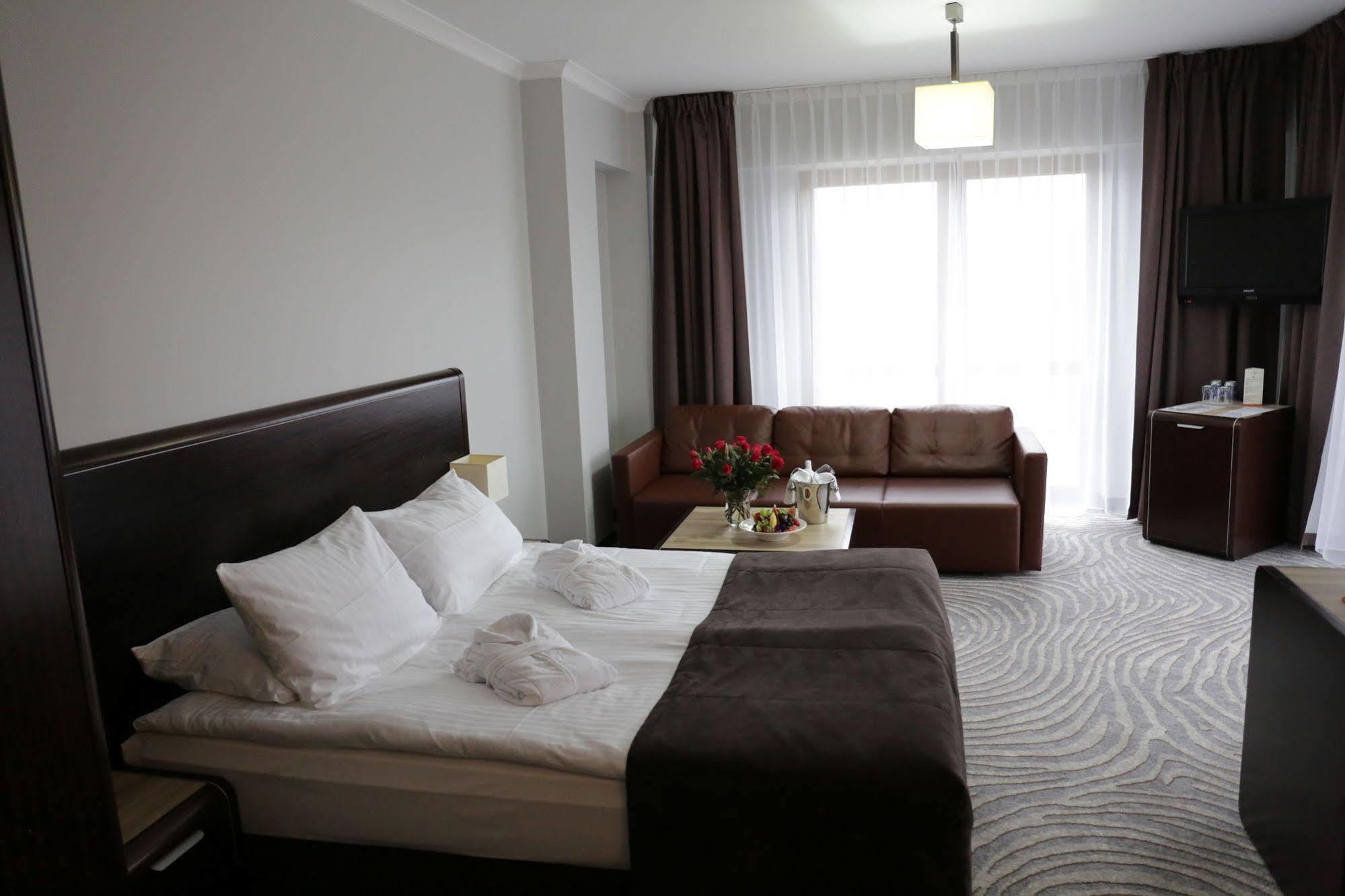 Hotel Leda Spa - Adults Only Колобжег Экстерьер фото